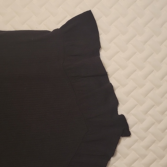 Sadie & Sage Black Peplum Tee - Size M - Picture 4 of 4